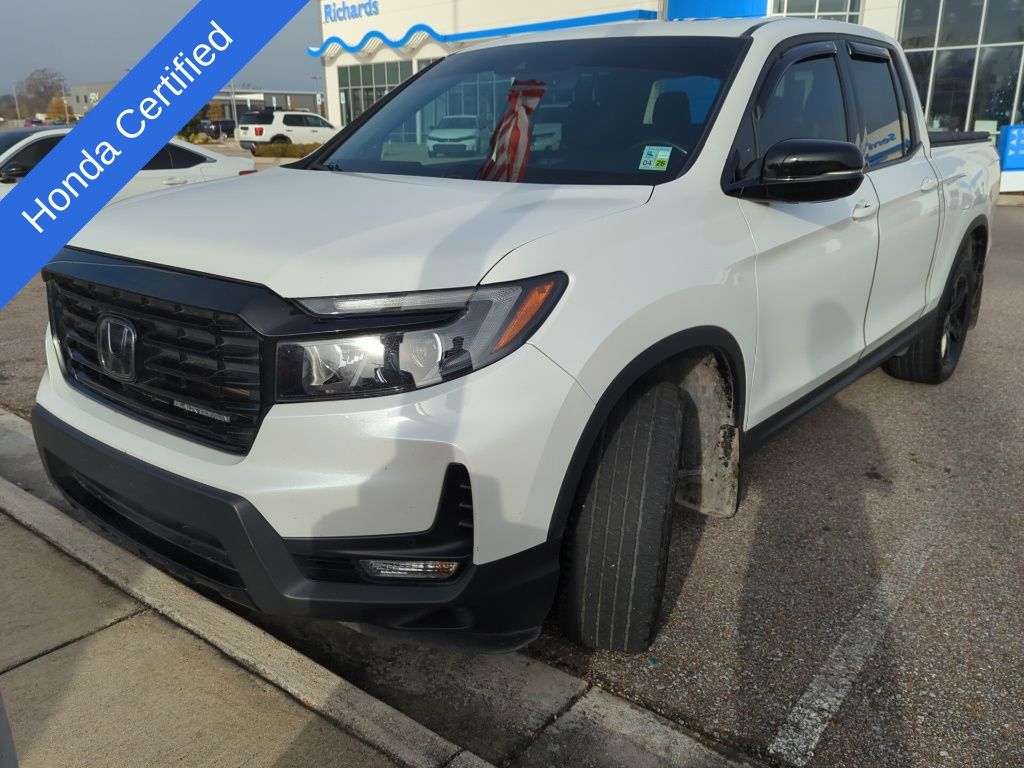 2022 Honda Ridgeline Black Edition's photo