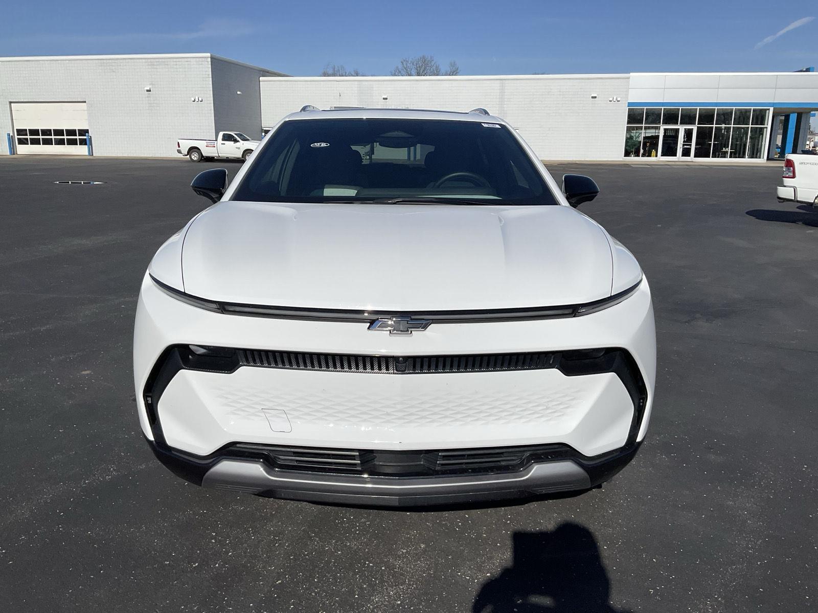 Used 2024 Chevrolet Equinox EV LT with VIN 3GN7DLRP5RS292536 for sale in Corydon, IN