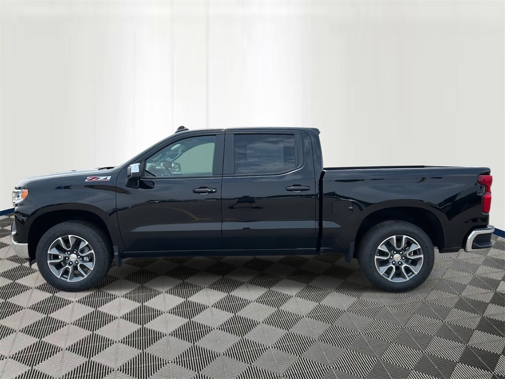 2026 Chevrolet Silverado 1500 LT photo 2