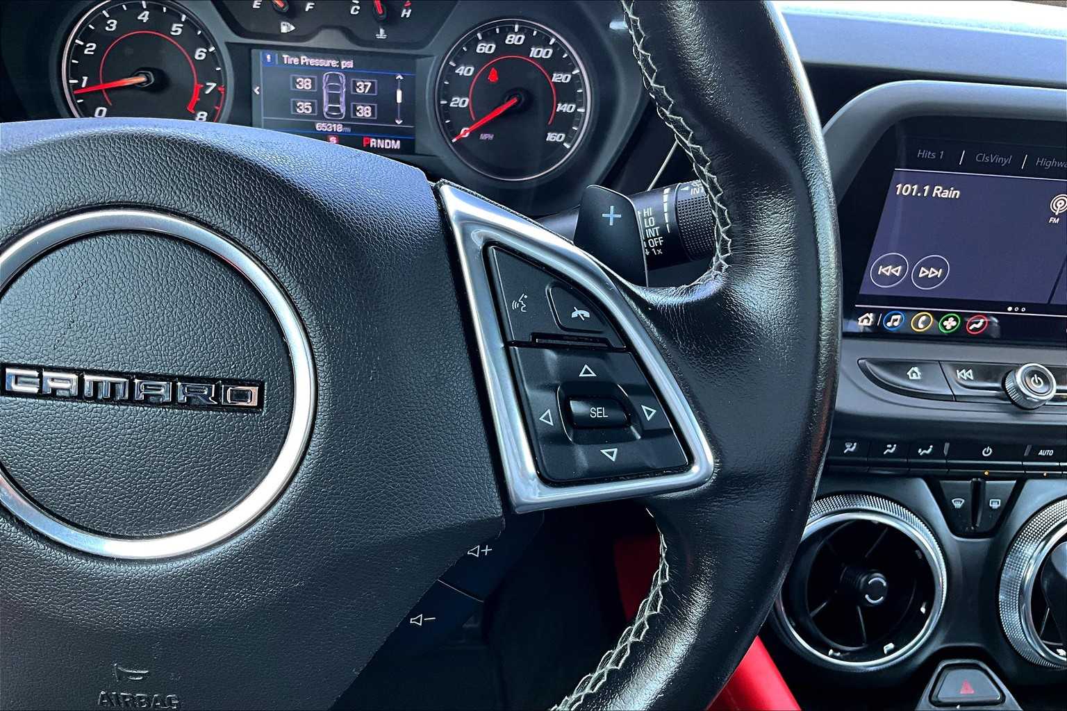2021 Chevrolet Camaro 1LT photo 23