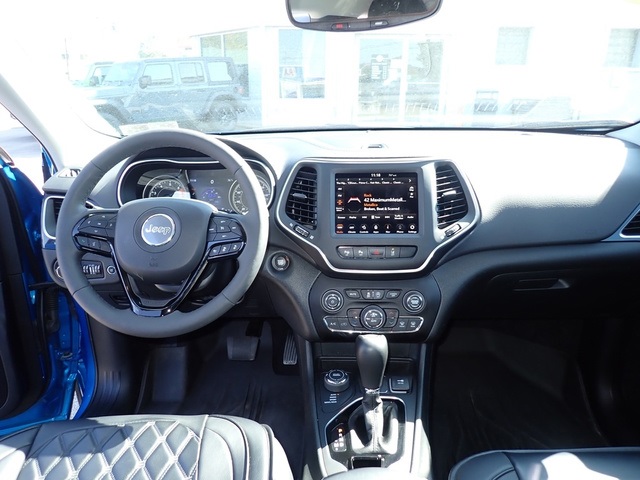 2023 Jeep Cherokee Altitude photo 12