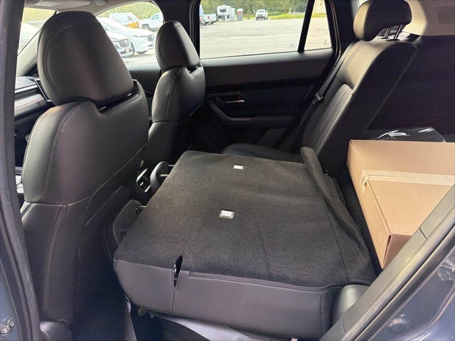 2025 Mazda CX-50 Premium photo 4