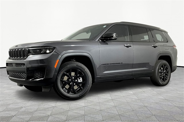 2025 Jeep Grand Cherokee L Altitude's photo