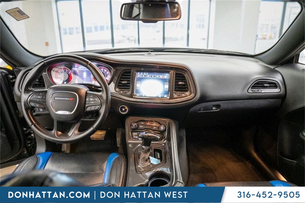 2015 Dodge Challenger R/T photo 2