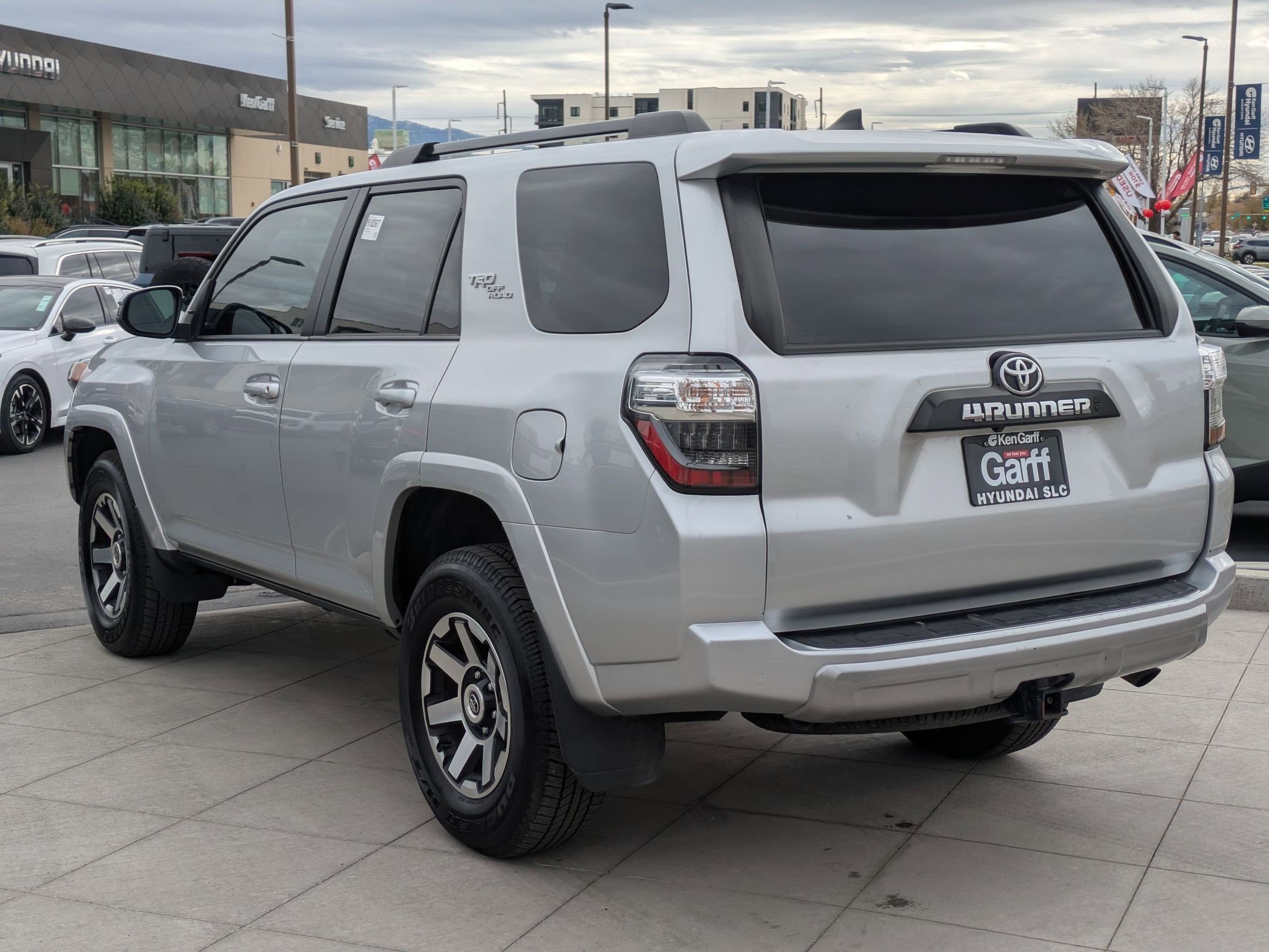 2023 Toyota 4Runner TRD photo 4