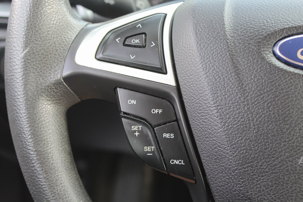 2014 Ford Fusion S photo 17