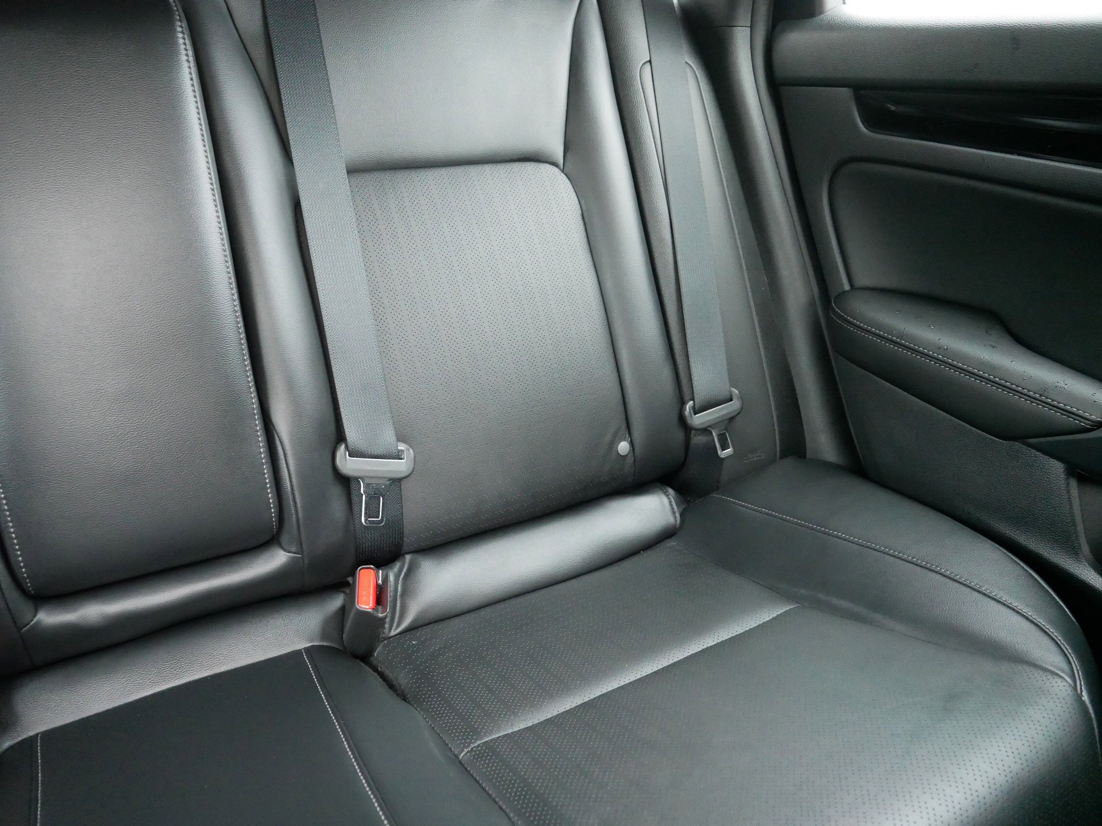 2023 Honda Civic Hatchback Sport Touring photo 12