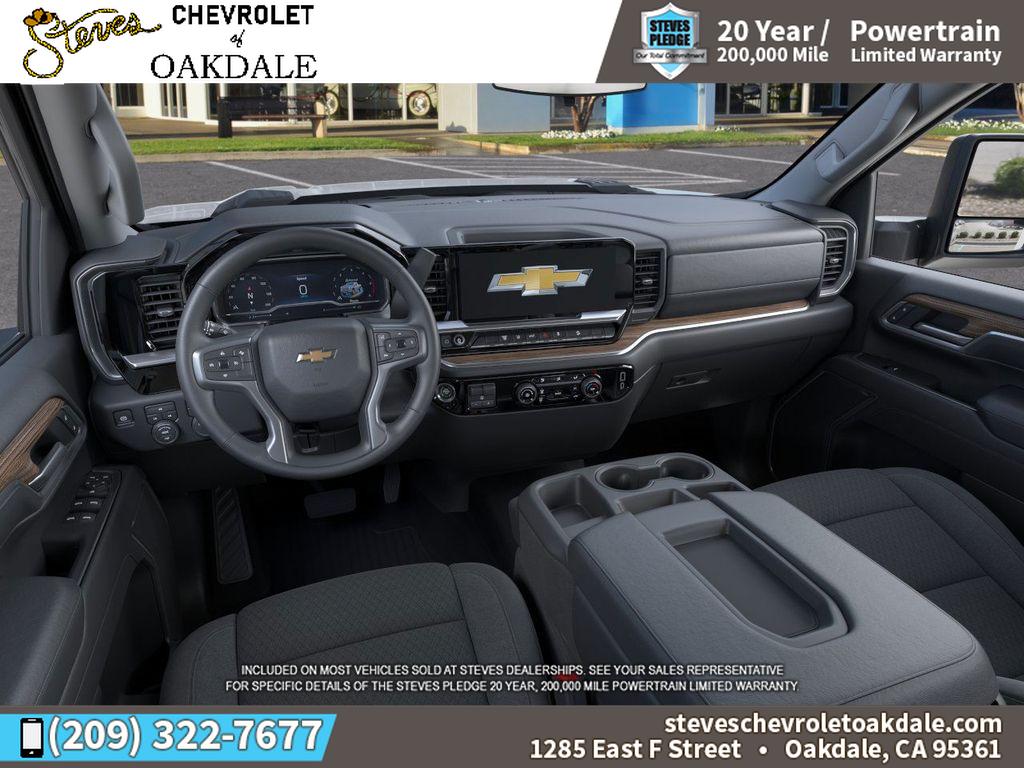2026 Chevrolet Silverado 3500HD LT photo 14