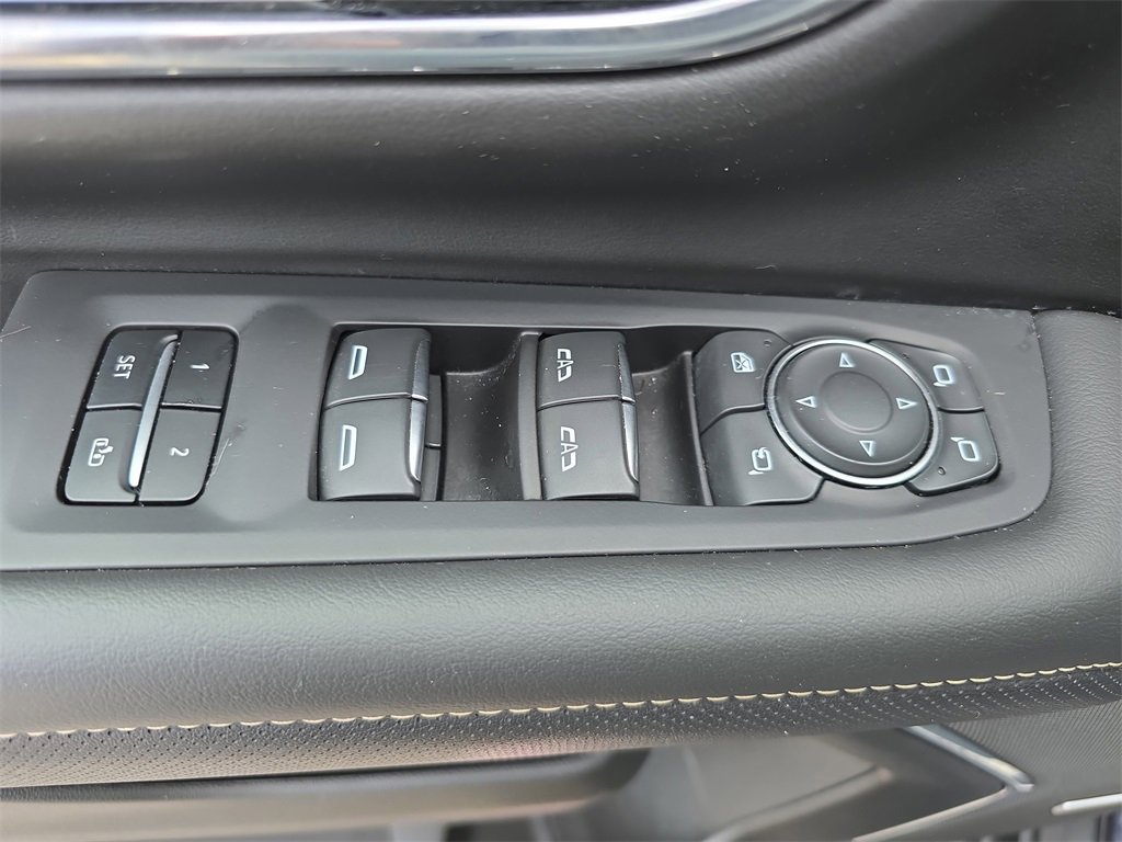 2024 Chevrolet Suburban Premier photo 29