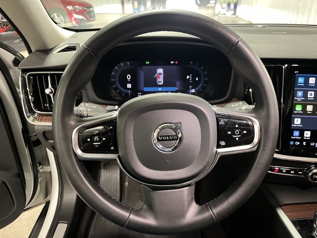 2024 Volvo V60 Cross Country B5 Plus photo 15