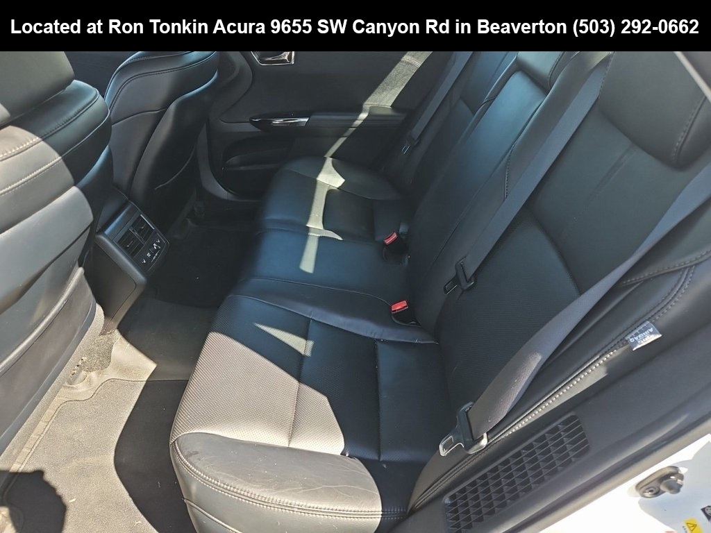 2016 Toyota Avalon Hybrid Limited photo 8
