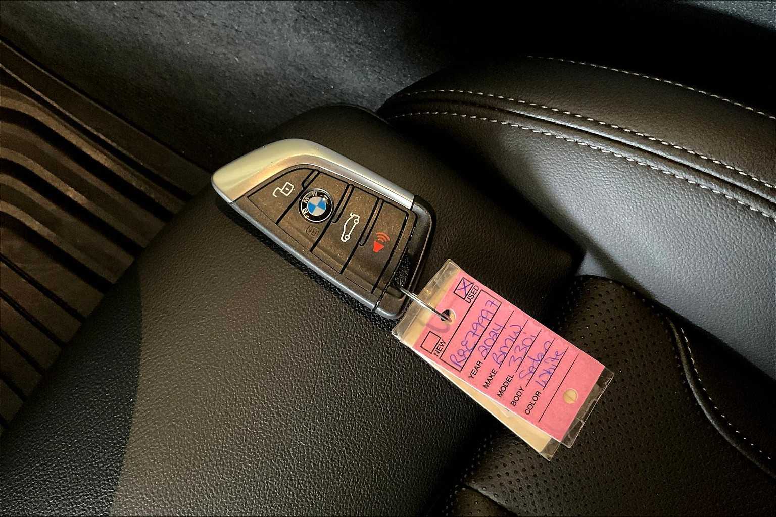 2024 Bmw 330i Sedan photo 13