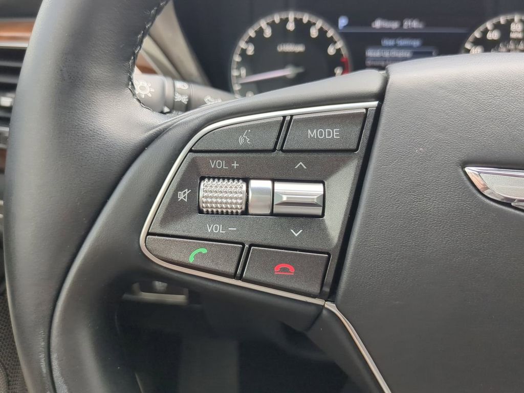 2019 Genesis G90 3.3T Premium photo 25