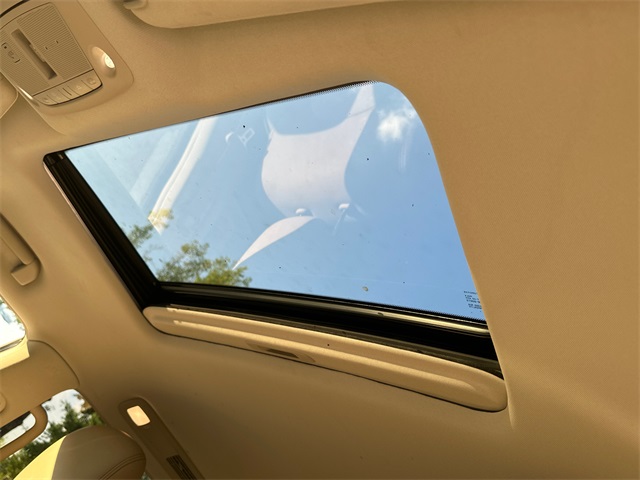 2023 Nissan Armada SL photo 37