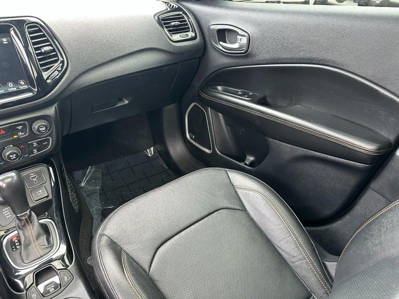 2021 Jeep Compass Limited photo 15