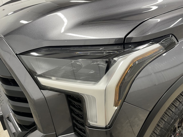 2024 Toyota Tundra SR5 photo 5