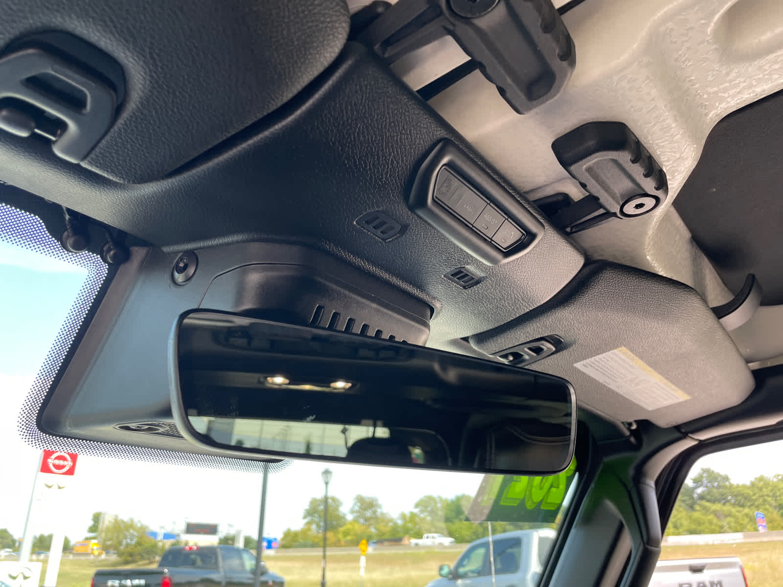 2021 Jeep Wrangler Sport S photo 23