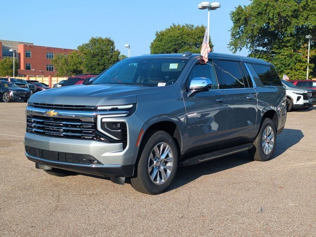 2026 Chevrolet Suburban Premier photo 2