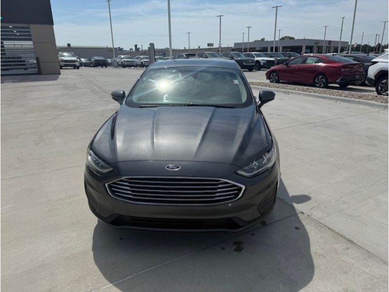 2019 Ford Fusion S photo 3