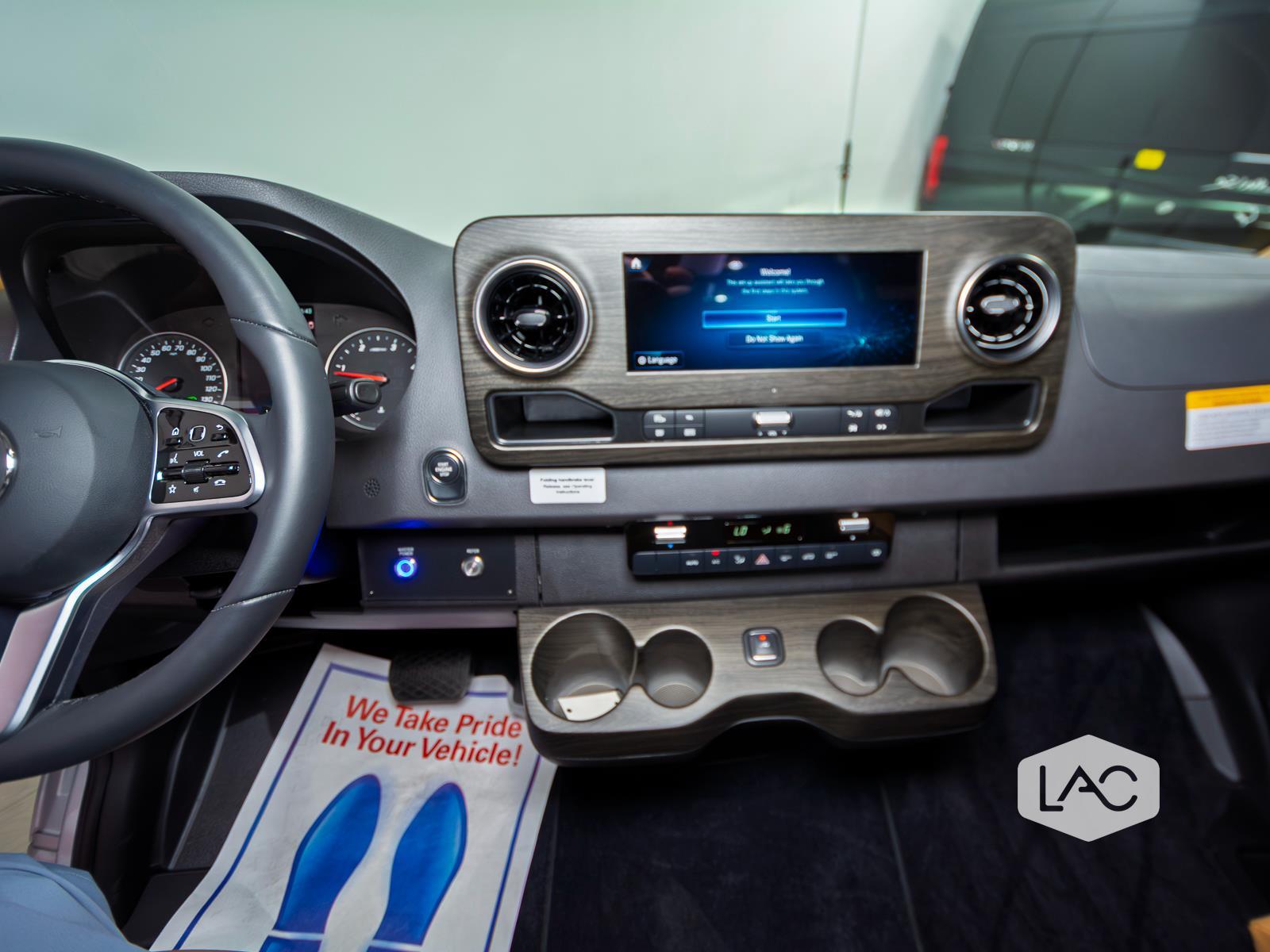 2023 Mercedes Benz Sprinter 3500 photo 12
