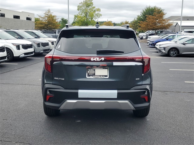 2025 Kia Seltos S photo 4
