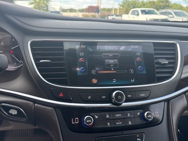 2018 Buick LaCrosse Essence photo 17