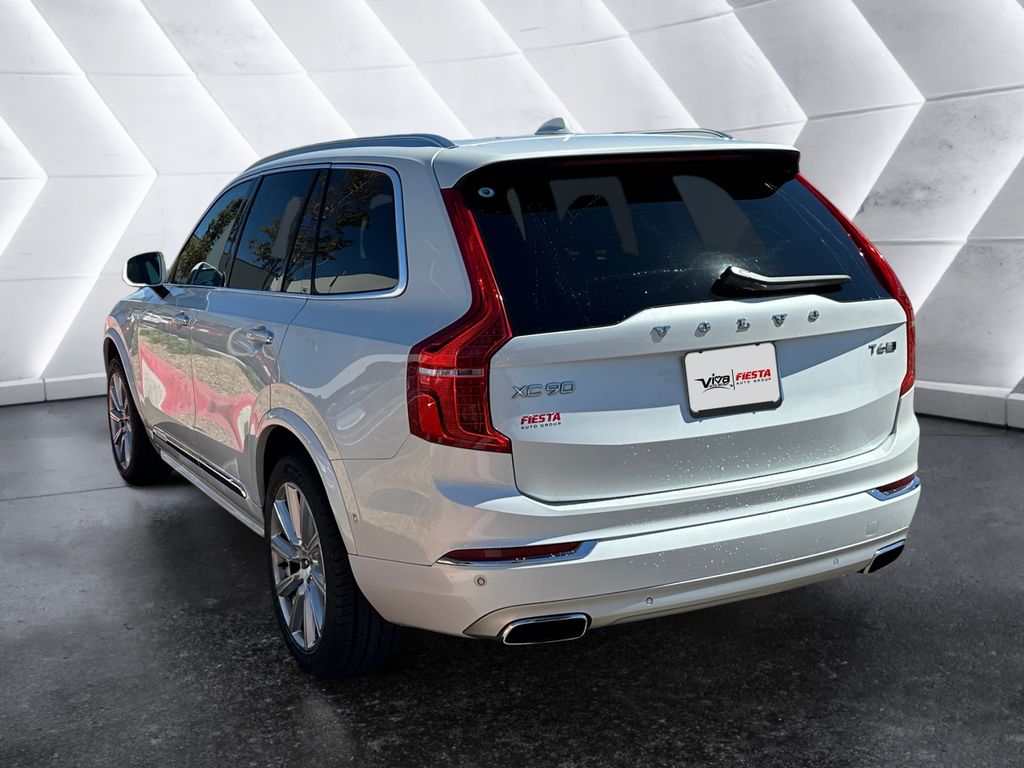 2017 Volvo XC90 T6 Inscription photo 6