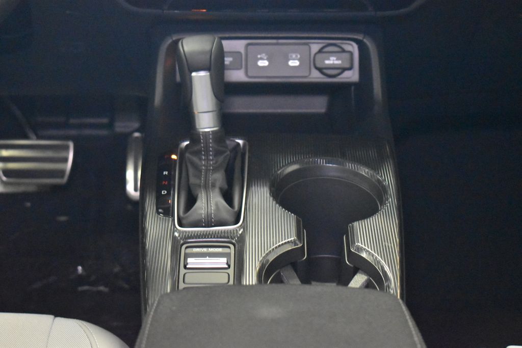 2026 Honda Civic Hybrid Sport photo 13