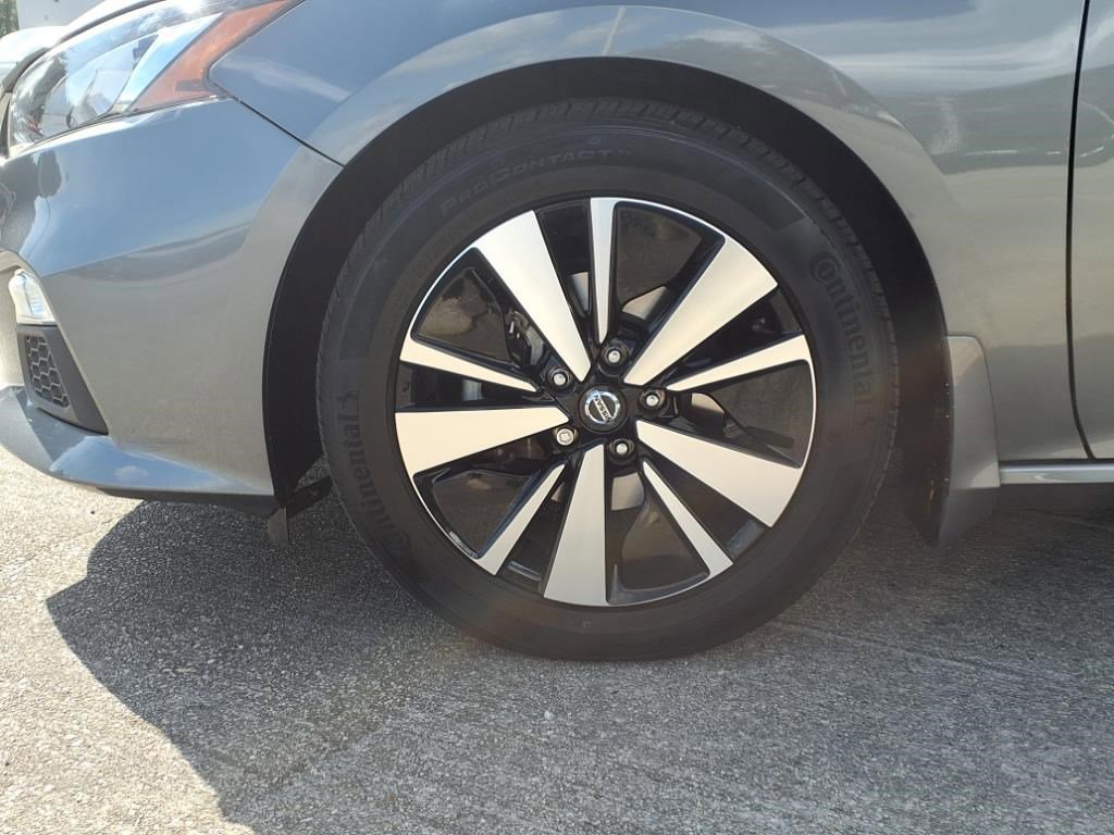2022 Nissan Altima 2.5 SV photo 4