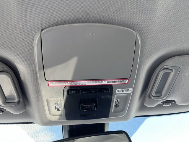 2023 Toyota Camry XSE photo 16