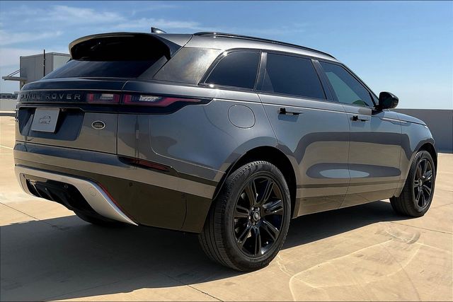 2019 Land Rover Range Rover Velar SE photo 4