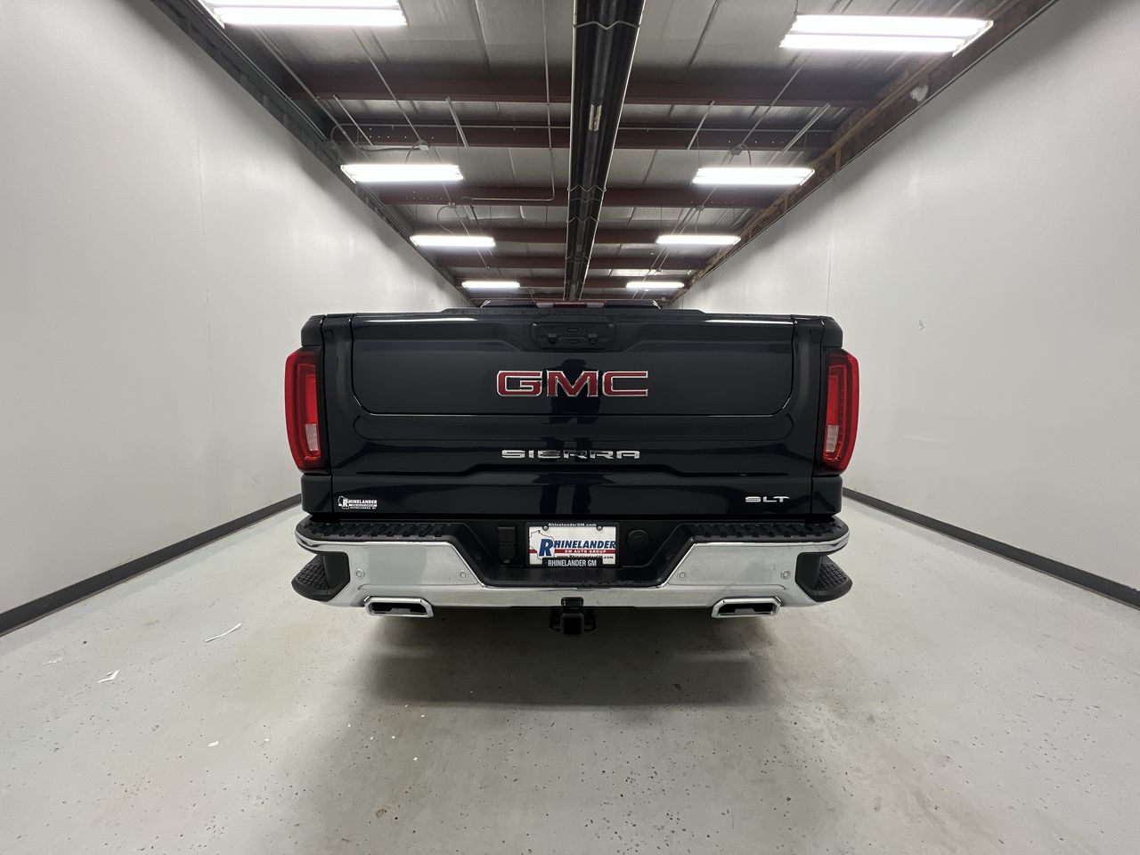 2026 Gmc Sierra 1500 SLT photo 6