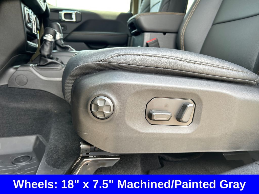 2025 Jeep Gladiator Sport S photo 36
