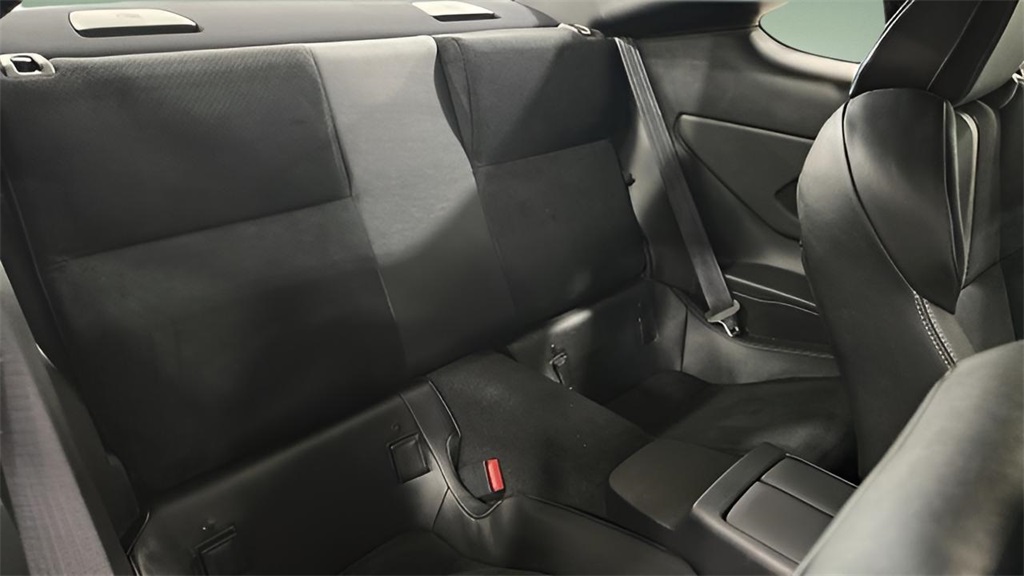 2025 Toyota GR86 Premium photo 17