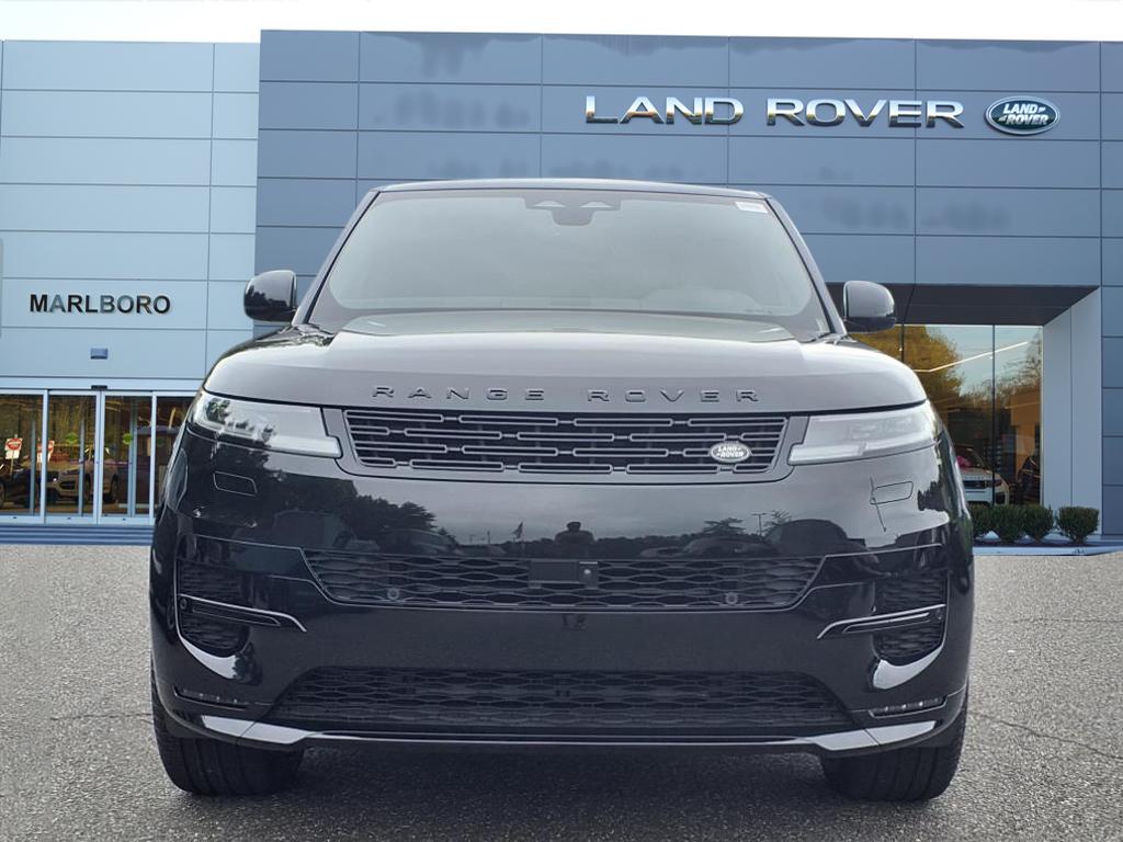 2025 Land Rover Range Rover Sport SE photo 8