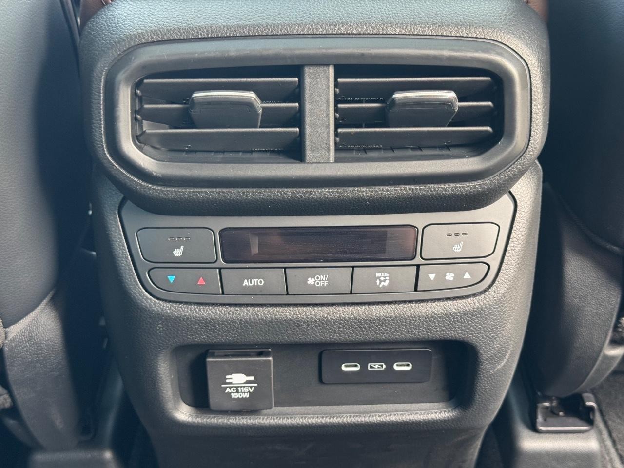 2025 Honda Pilot Elite photo 16