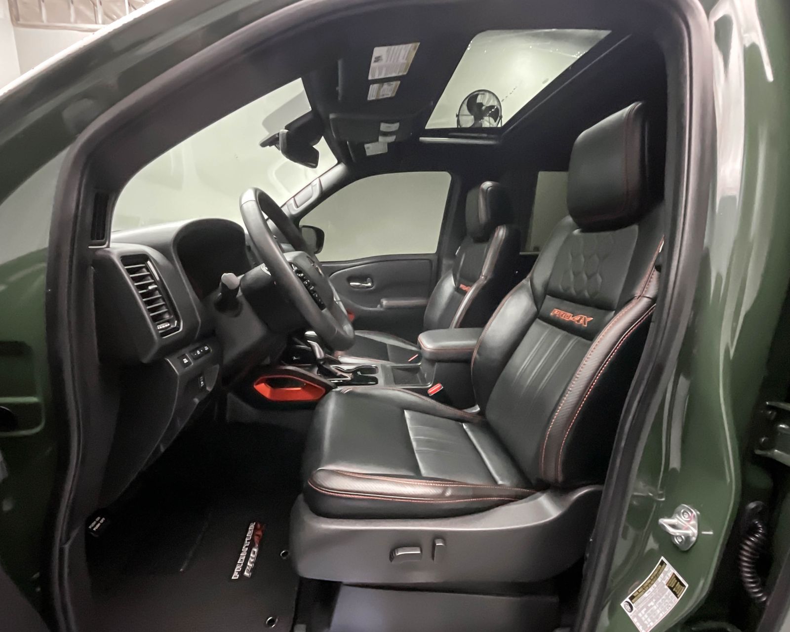 2023 Nissan Frontier PRO-4X photo 10