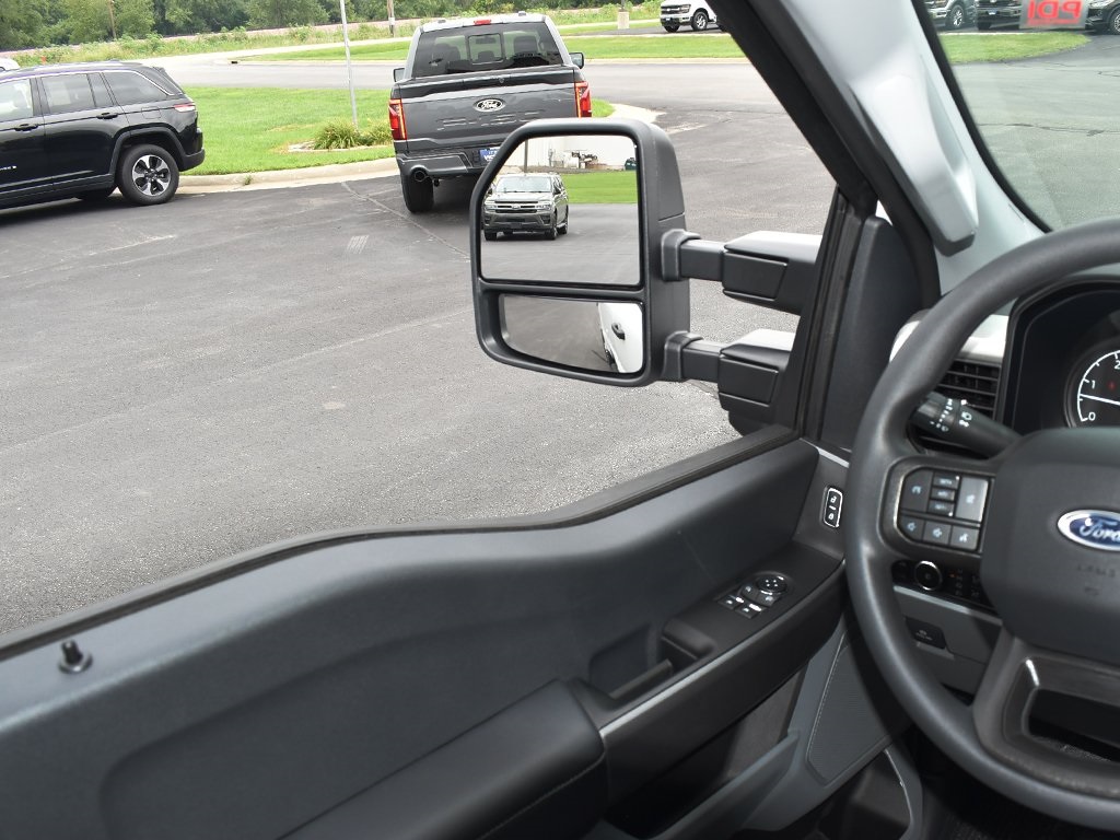 2025 Ford F-250 XLT photo 15