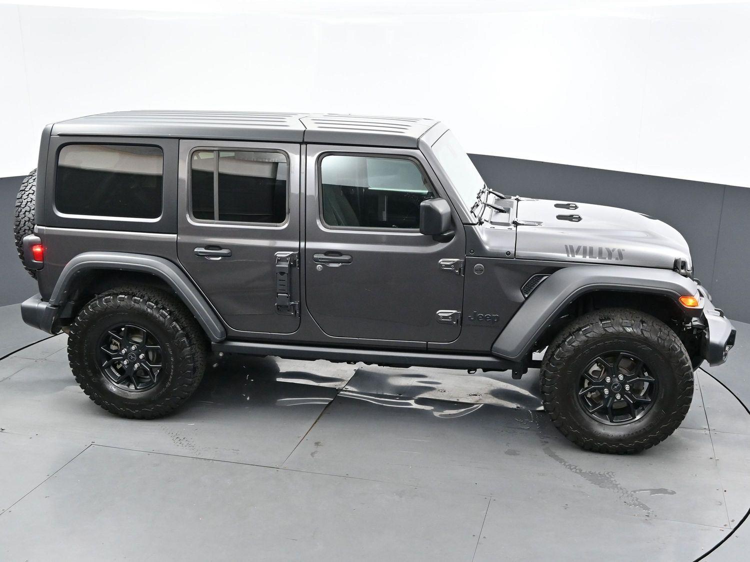 2024 Jeep Wrangler Willys photo 36