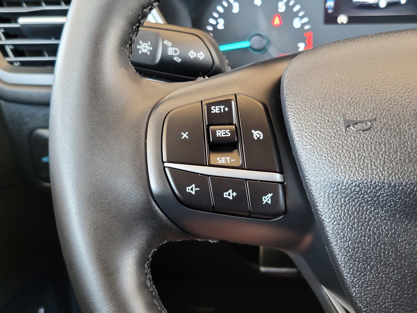 2022 Ford Escape SE photo 23