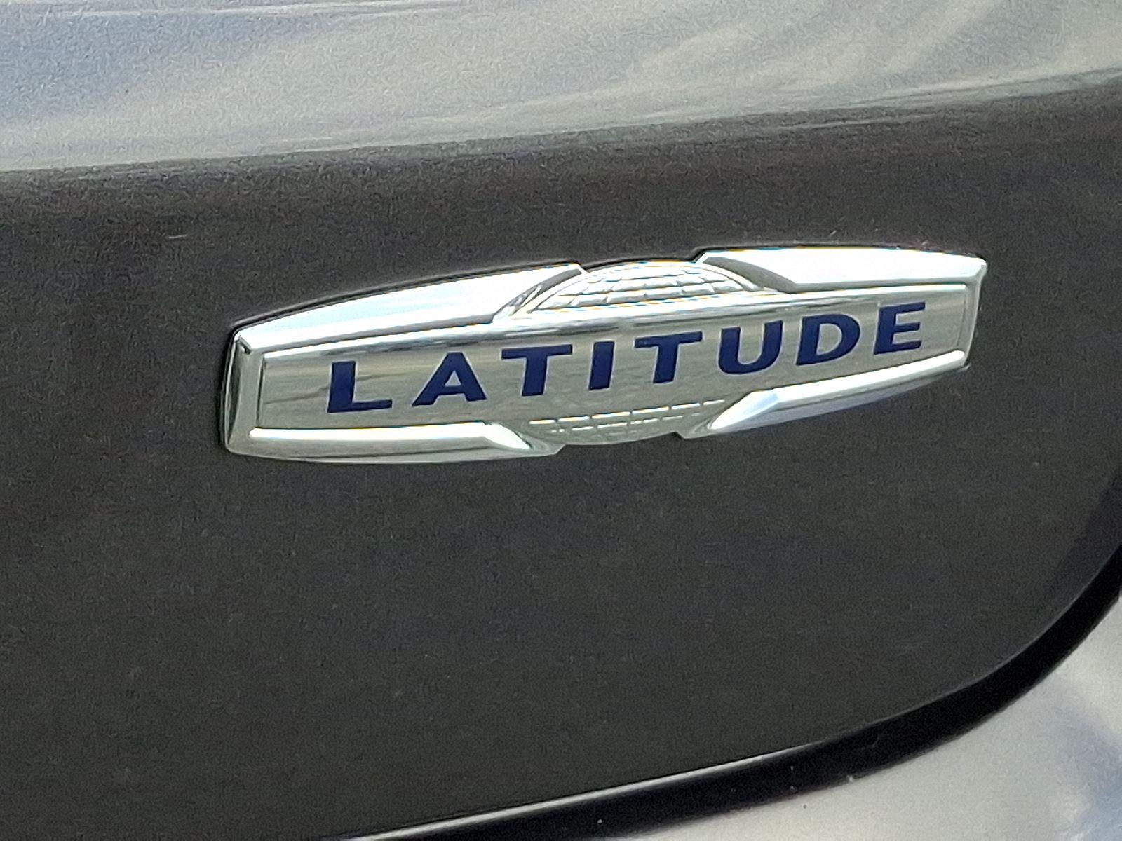 2021 Jeep Compass Latitude photo 24