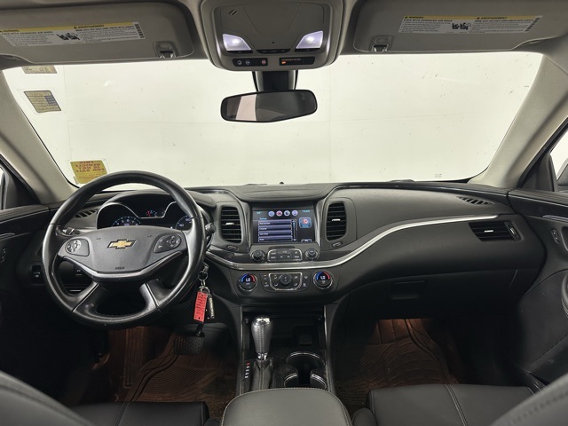 2017 Chevrolet Impala 1LT photo 3