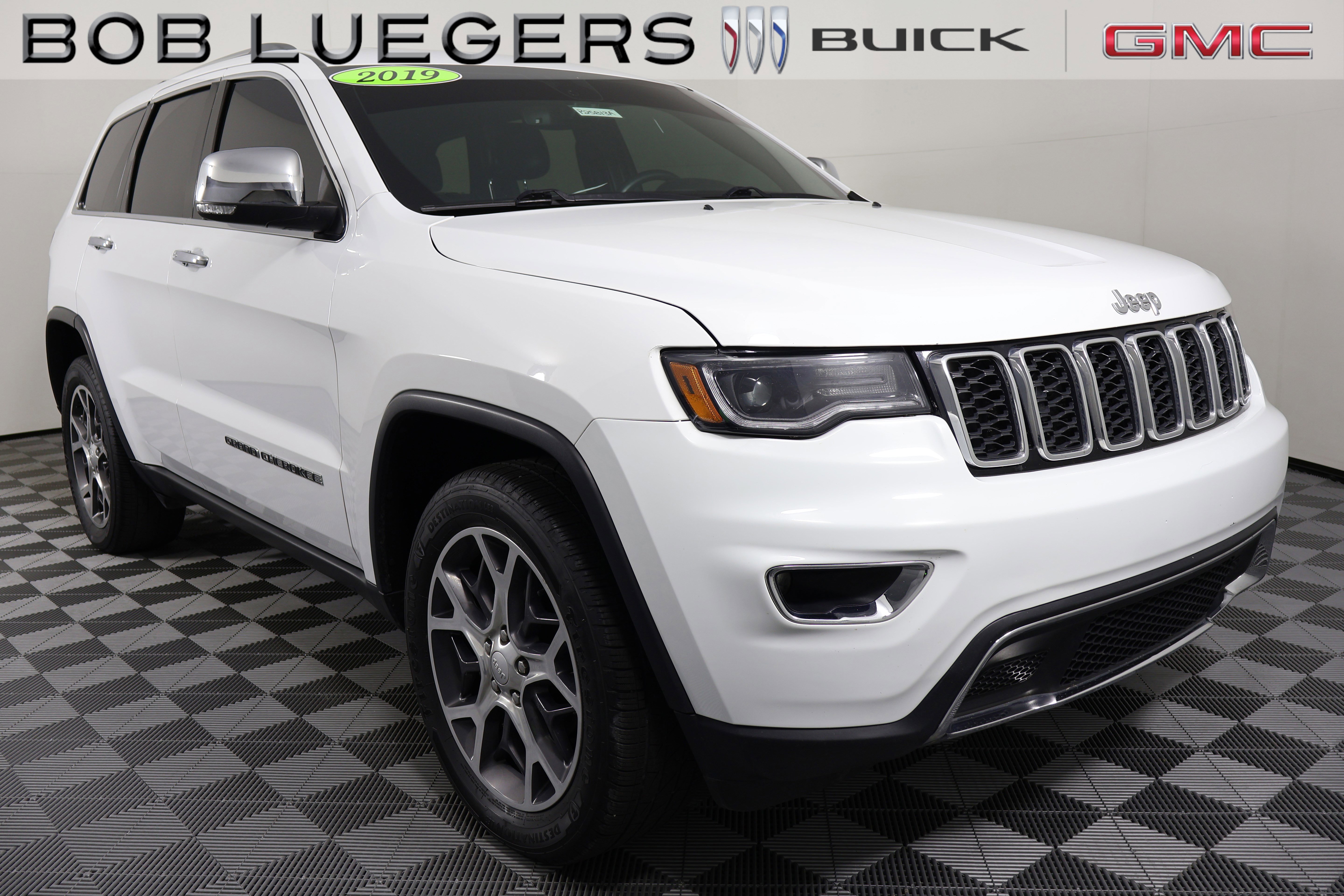 2019 Jeep Grand Cherokee Limited's photo