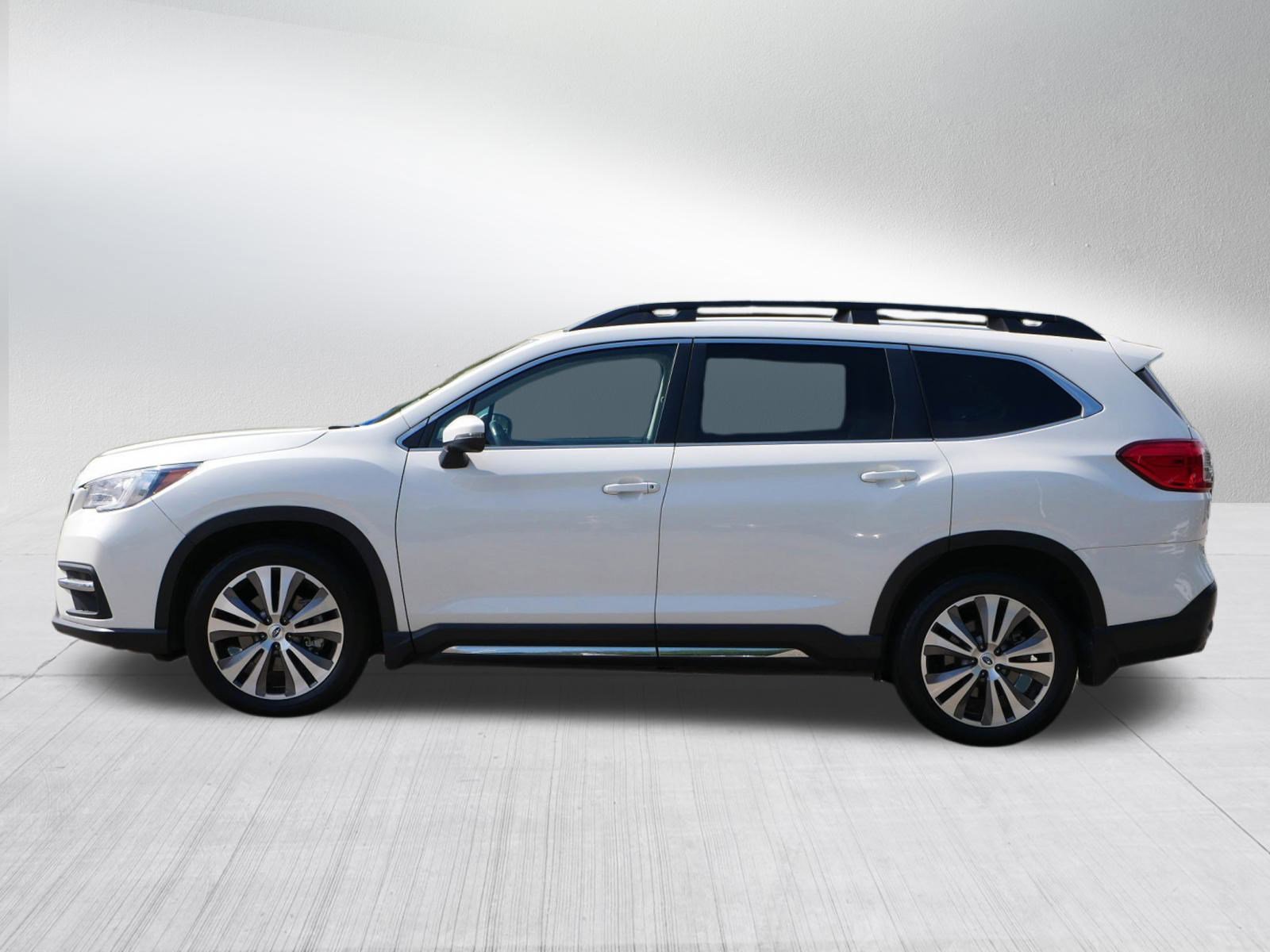 2022 Subaru Ascent Limited photo 4