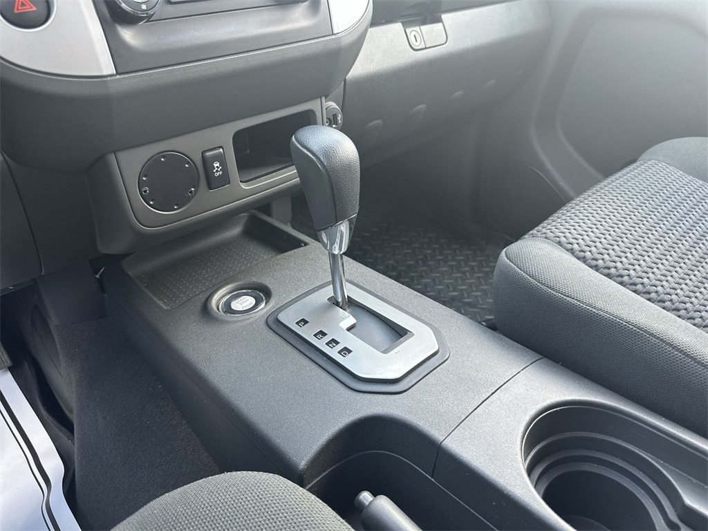 2021 Nissan Frontier SV photo 18