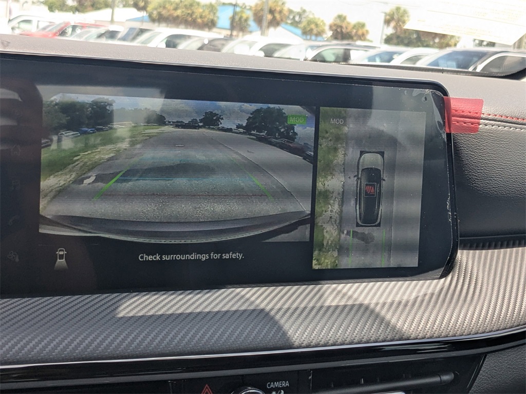 2025 Nissan Kicks SR photo 19