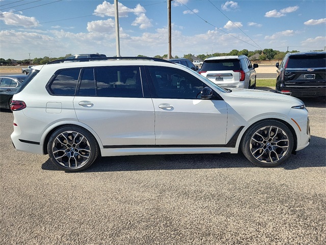 2026 Bmw X7 M60i photo 5