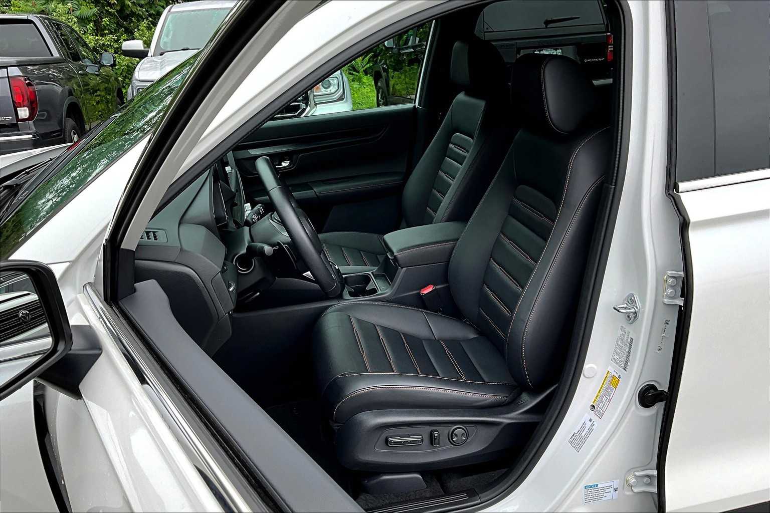 2025 Honda CR-V Hybrid Sport-L photo 8