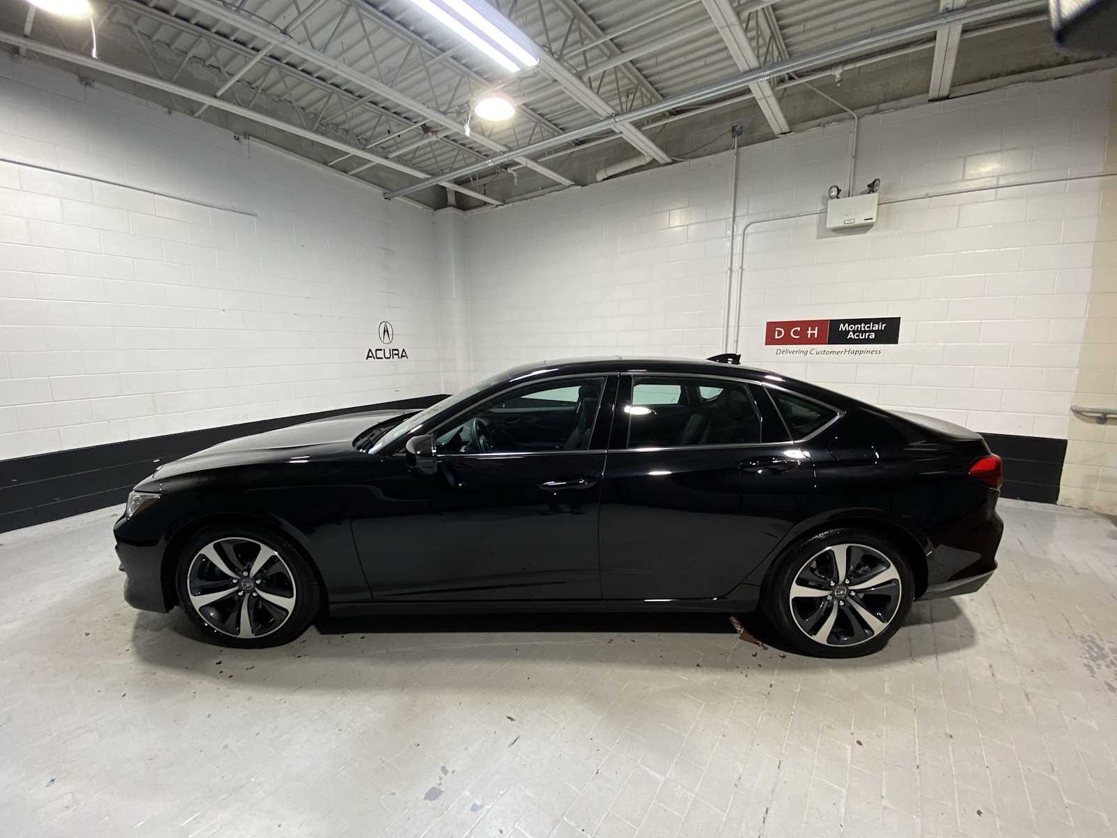 2025 Acura TLX Technology photo 3