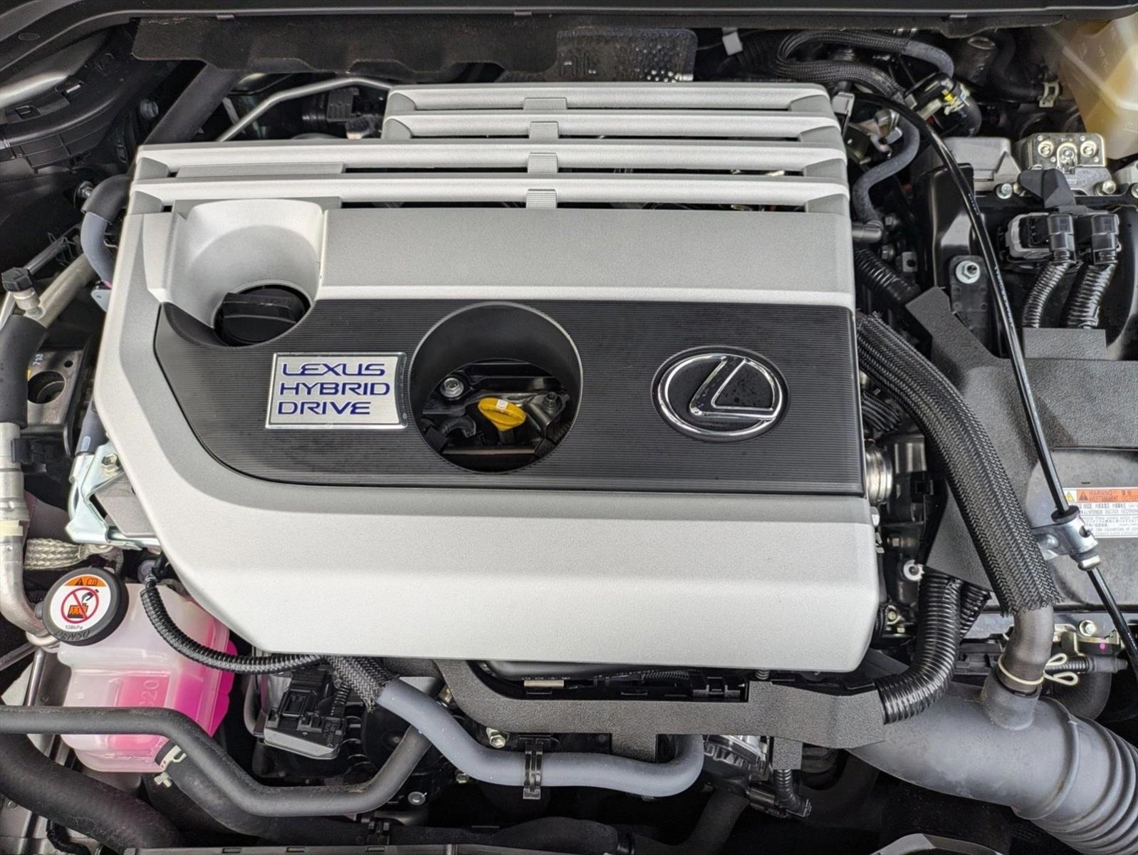 2021 Lexus UX 250h photo 23